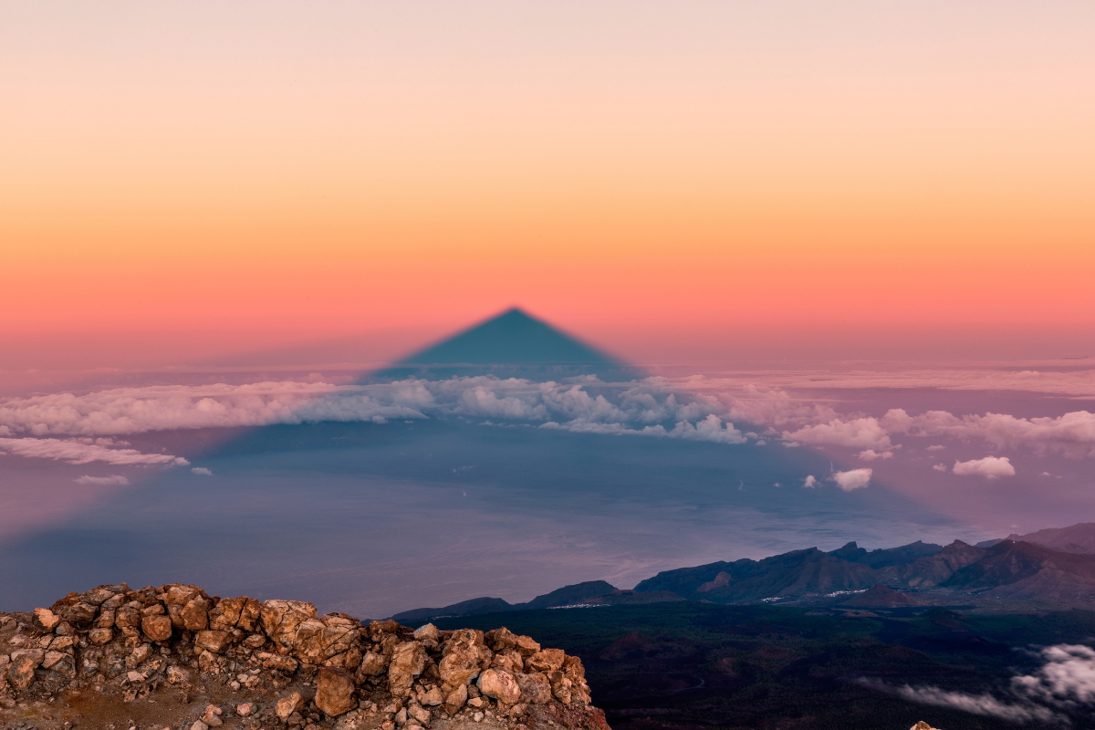 Tenerife 360º: La Travesía Épica a Mochila atravesando el Techo de España en 7 días